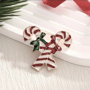 Festive Candy Cane Brooch. NEW!